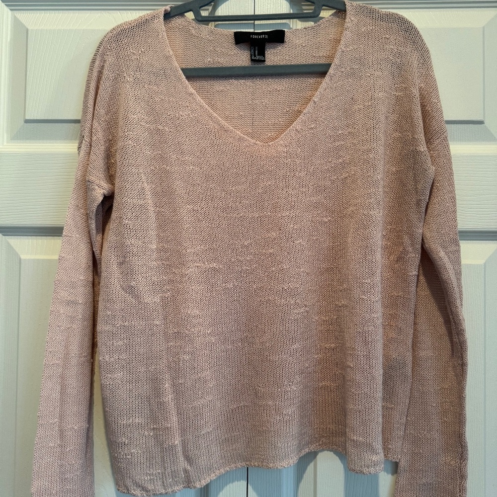 Forever 21 Soft Pink Open Weave Lightweight V-Neck Sweater